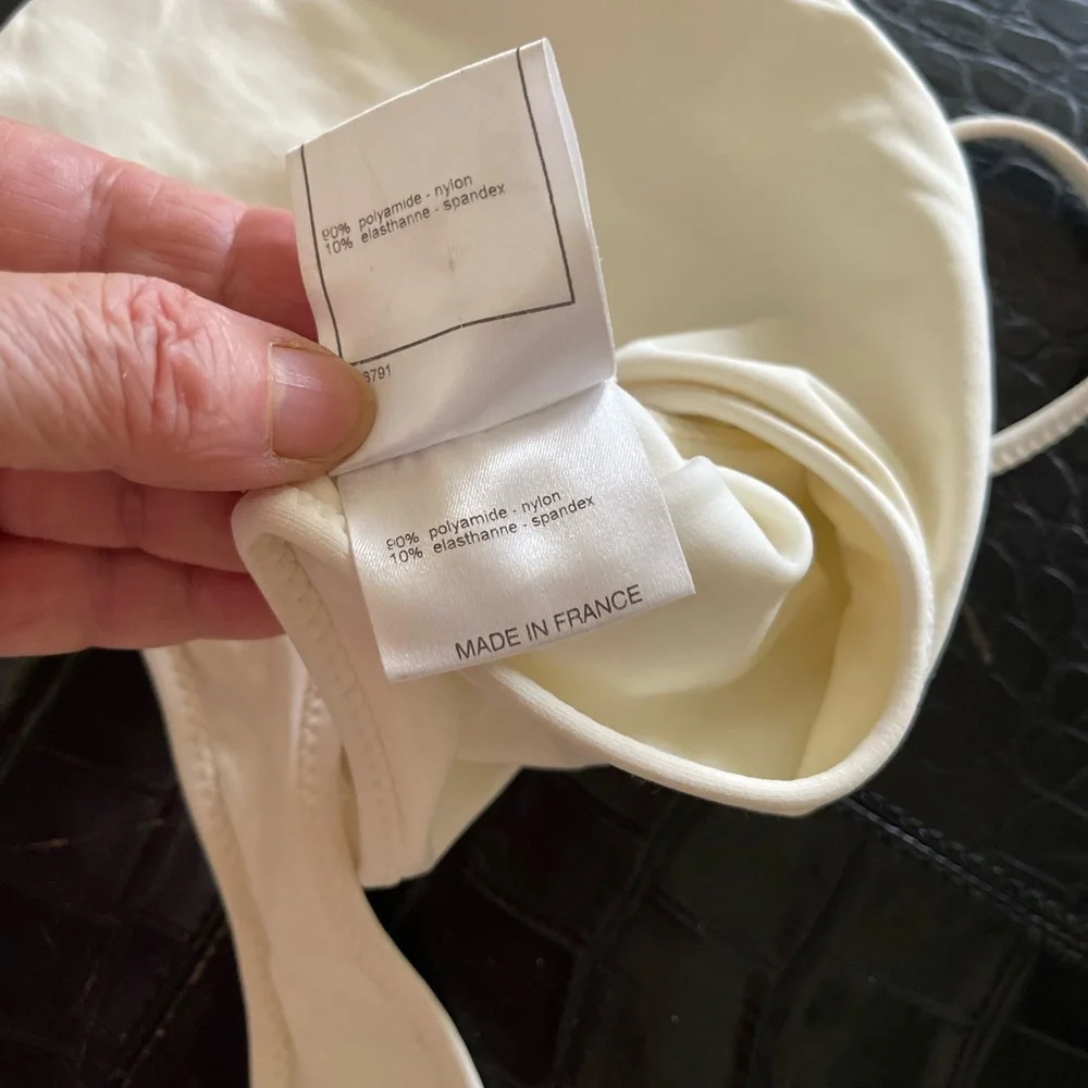 VINTAGE CHANEL WHITE LOGO SWIMSUIT💝HP - Picture 11 of 14